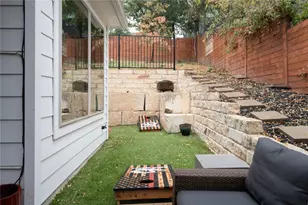 2906 Webberville Rd, Austin, TX 78702 - Photo 19