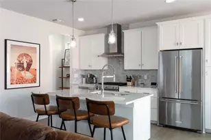 2906 Webberville Rd, Austin, TX 78702 - Photo 3