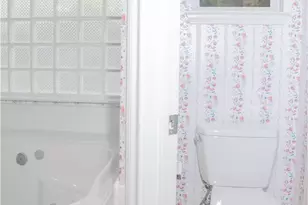 7764 Yaupon Dr, Austin, TX 78759 - Photo 11