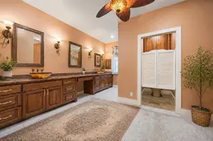 1200 Doe Run Hollow, Fredericksburg, TX 78624 - Photo 39