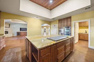 1200 Doe Run Hollow, Fredericksburg, TX 78624 - Photo 7