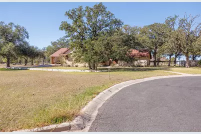 1200 Doe Run Hollow, Fredericksburg, TX 78624 - Photo 3