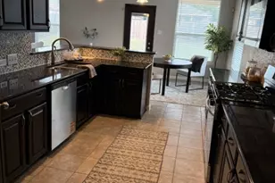 306 Oak Creek Way, New Braunfels, TX 78130 - Photo 13