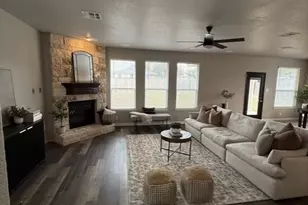 306 Oak Creek Way, New Braunfels, TX 78130 - Photo 17