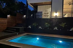 1914 E 8th St, Austin, TX 78702 - Photo 9