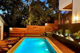 1914 E 8th St, Austin, TX 78702 - Photo 7