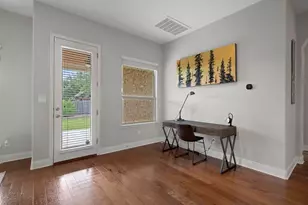 113 Swallowtail Dr, Austin, TX 78737 - Photo 11