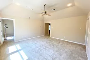 2806 Cool River Loop, Round Rock, TX 78665 - Photo 11