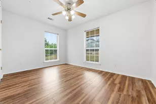 309 Oakwood Loop, San Marcos, TX 78666 - Photo 23