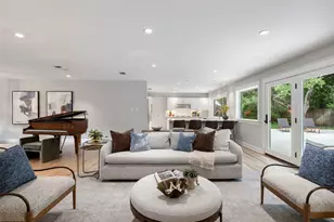 8805 Point W Dr, Austin, TX 78759 - Photo 11