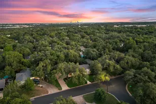 8805 Point W Dr, Austin, TX 78759 - Photo 37