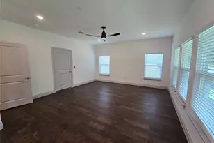 2105 Tiger Trail, Round Rock, TX 78664 - Photo 3