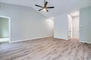 2109 Cervin Blvd, Austin, TX 78728 - Photo 9