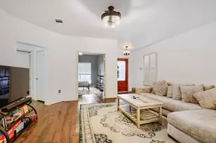 15331 Sweet Caddie's Dr, Pflugerville, TX 78660 - Photo 5