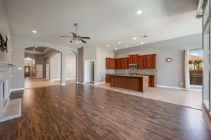 544 Wiltshire Dr, Hutto, TX 78634 - Photo 9