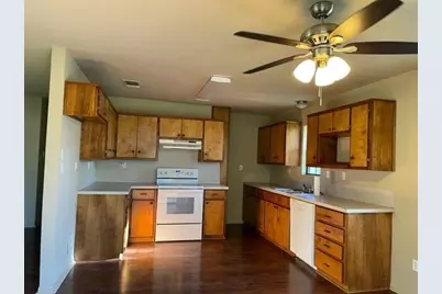 206 Woodland Acres Drive, Marble Falls, TX 78654 - Photo 15