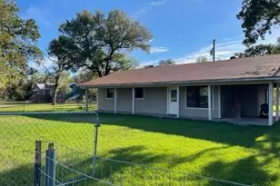 206 Woodland Acres Dr, Marble Falls, TX 78654 - Photo 1