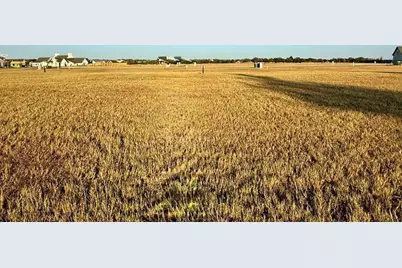 312 Interlaken Street, Fredericksburg, TX 78624 - Photo 3