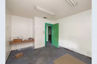 8212 Georgian Drive, Austin, TX 78753 - Photo 19