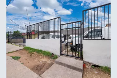 8212 Georgian Drive, Austin, TX 78753 - Photo 5