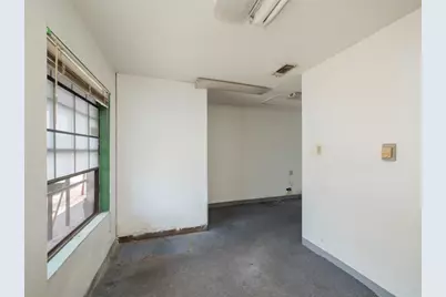 8212 Georgian Drive, Austin, TX 78753 - Photo 13