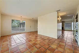 4810 Timberline Dr, Austin, TX 78746 - Photo 11