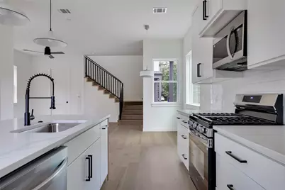 6809 Porter Street #2, Austin, TX 78741 - Photo 7