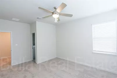 605 W South Street Bldg-12 #121, Leander, TX 78641 - Photo 11