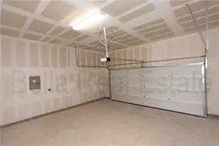 605 W South St, Leander, TX 78641 - Photo 19