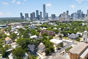 1205 E 9th St, Austin, TX 78702 - Photo 5