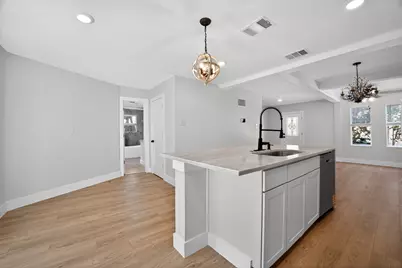 1205 E 9th Street, Austin, TX 78702 - Photo 7