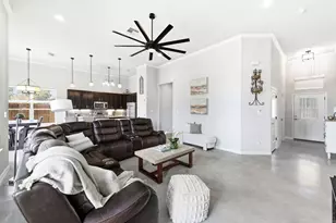 133 & 135 E Keanahalululu Ln, Bastrop, TX 78602 - Photo 5