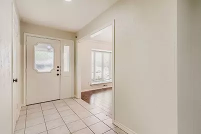 10705 Pinehurst Drive, Austin, TX 78747 - Photo 5