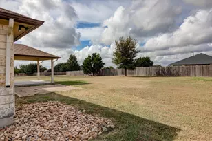 104 S Buckboard, Liberty Hill, TX 78642 - Photo 37