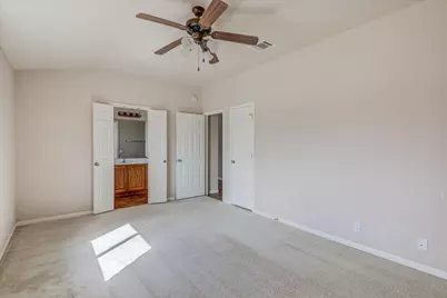 104 S Buckboard, Liberty Hill, TX 78642 - Photo 31