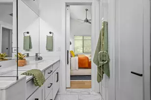 939 E 52nd St, Austin, TX 78751 - Photo 13