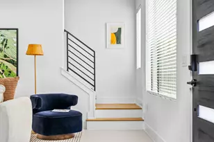939 E 52nd St, Austin, TX 78751 - Photo 9