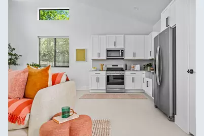 939 E 52nd Street #2, Austin, TX 78751 - Photo 5