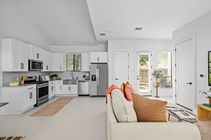 939 E 52nd St, Austin, TX 78751 - Photo 1