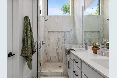 939 E 52nd Street #2, Austin, TX 78751 - Photo 13