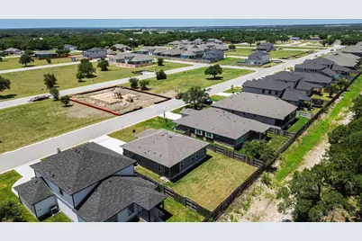 513 Lucky Avenue, Bertram, TX 78605 - Photo 35