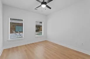 2500 Longview St, Austin, TX 78705 - Photo 13