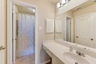 221 Abbey Dr, Austin, TX 78737 - Photo 23