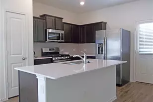 15209 Spruce Frost Cv, Del Valle, TX 78617 - Photo 5