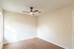 1635 Lakeview Dr, Canyon Lake, TX 78133 - Photo 13