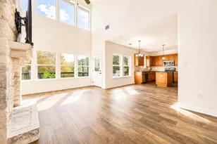 21825 Surrey Ln, Lago Vista, TX 78645 - Photo 5