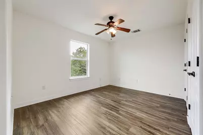 21825 Surrey Lane, Lago Vista, TX 78645 - Photo 29