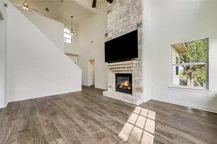 21825 Surrey Ln, Lago Vista, TX 78645 - Photo 7