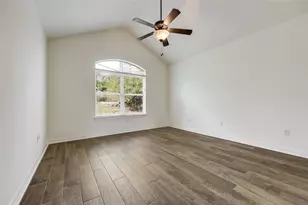 21825 Surrey Ln, Lago Vista, TX 78645 - Photo 9