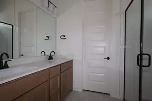 13211 Keefer Dr, Austin, TX 78652 - Photo 17